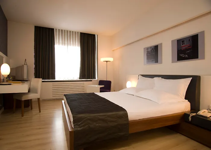 ホテル スルメリ 5*