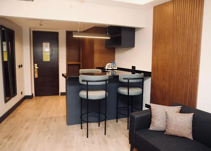 ホテル スルメリ