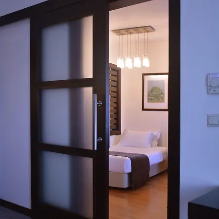 Surmeli Κωνσταντινούπολη